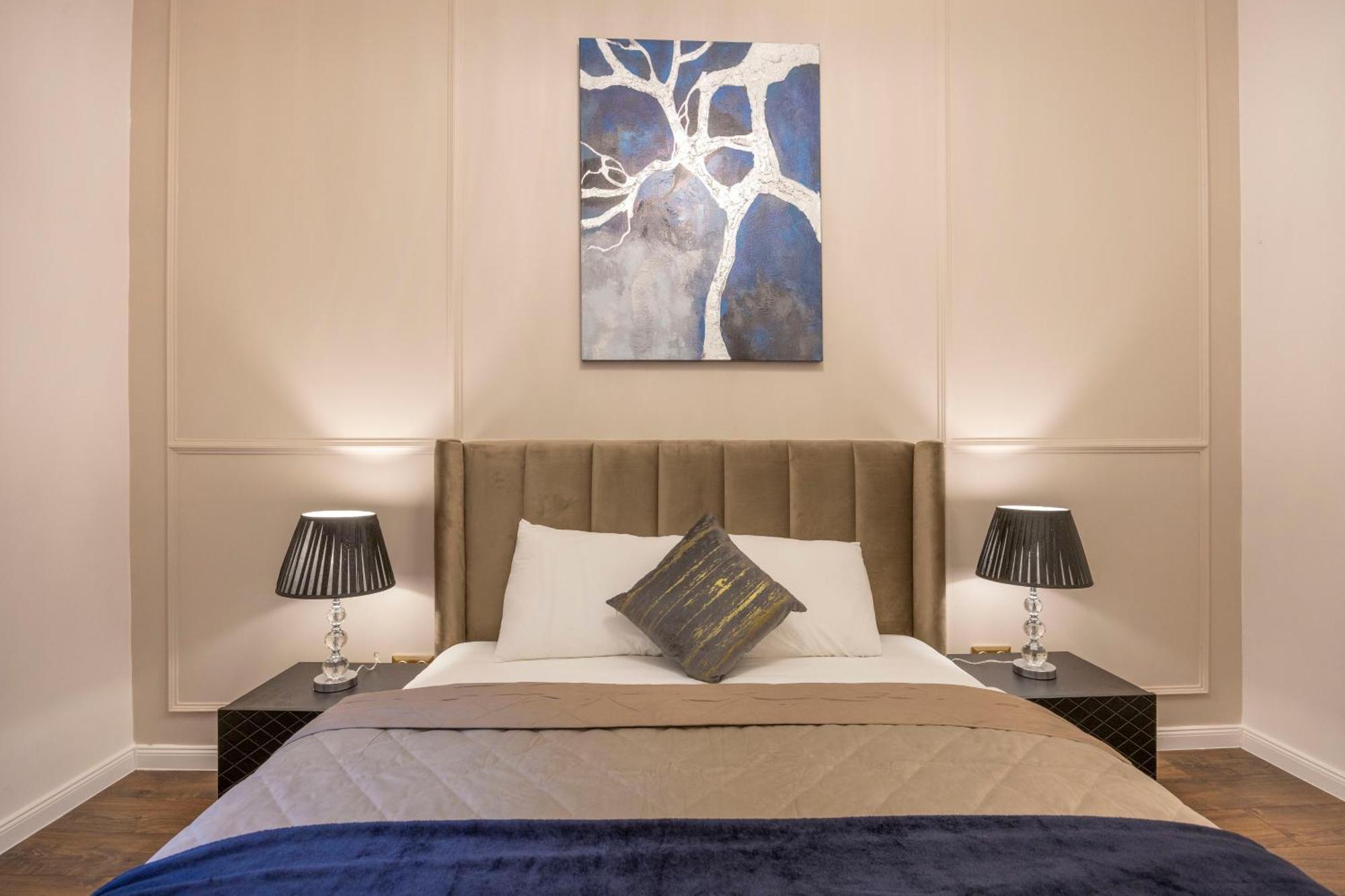 Exclusive Downtown Quentin Residence By Prestige Homes Budapešť Exteriér fotografie